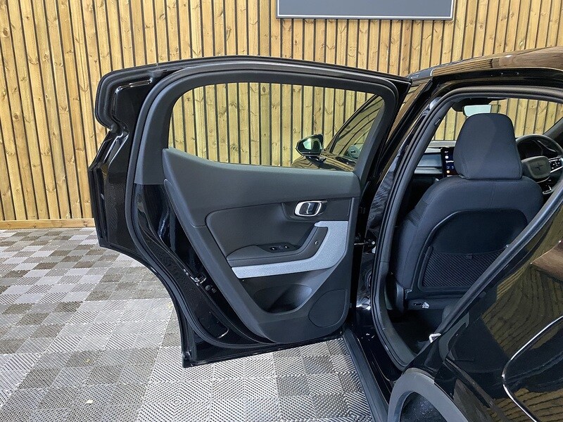 Used Polestar Polestar 2 2022 for sale - 76102073: Photo 69