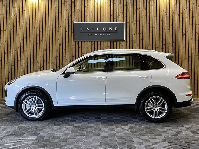 Used Porsche Cayenne 2016 for sale - 76352999: Photo 12