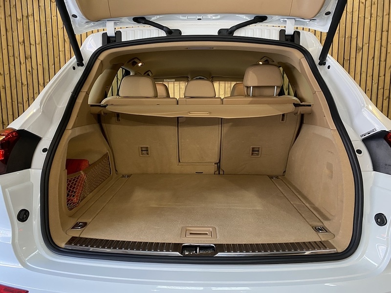 Used Porsche Cayenne 2016 for sale - 76352999: Photo 29