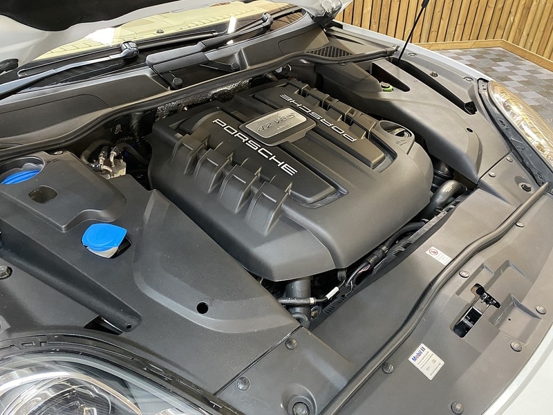 Used Porsche Cayenne 2016 for sale - 76352999: Photo 33