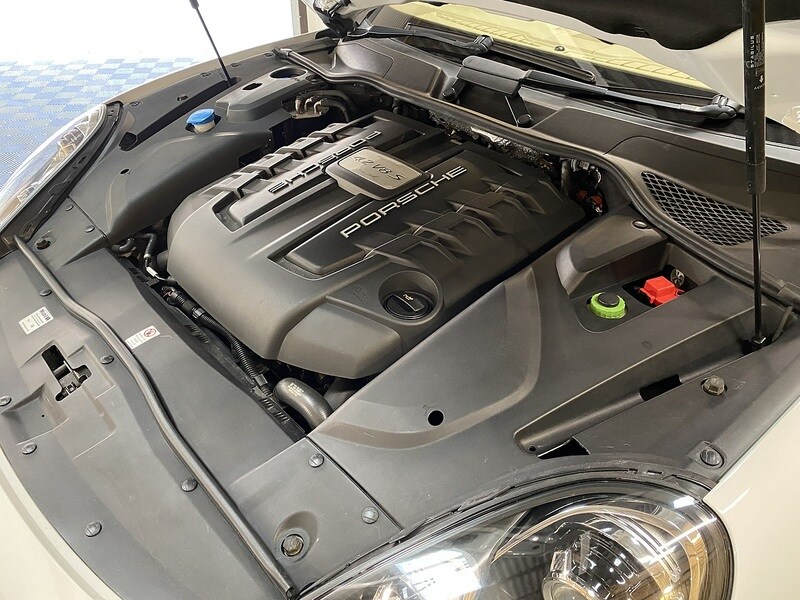 Used Porsche Cayenne 2016 for sale - 76352999: Photo 34