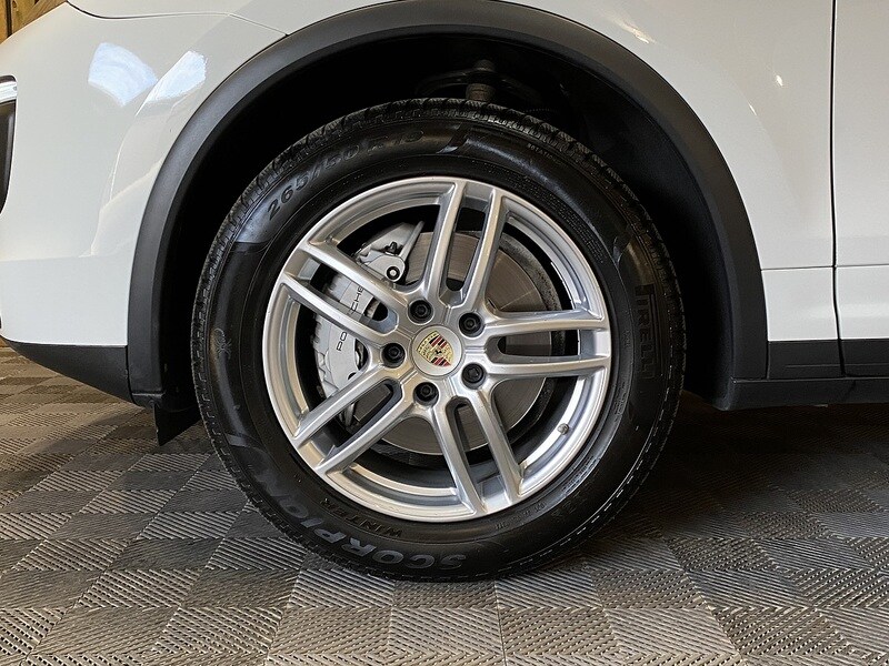 Used Porsche Cayenne 2016 for sale - 76352999: Photo 46