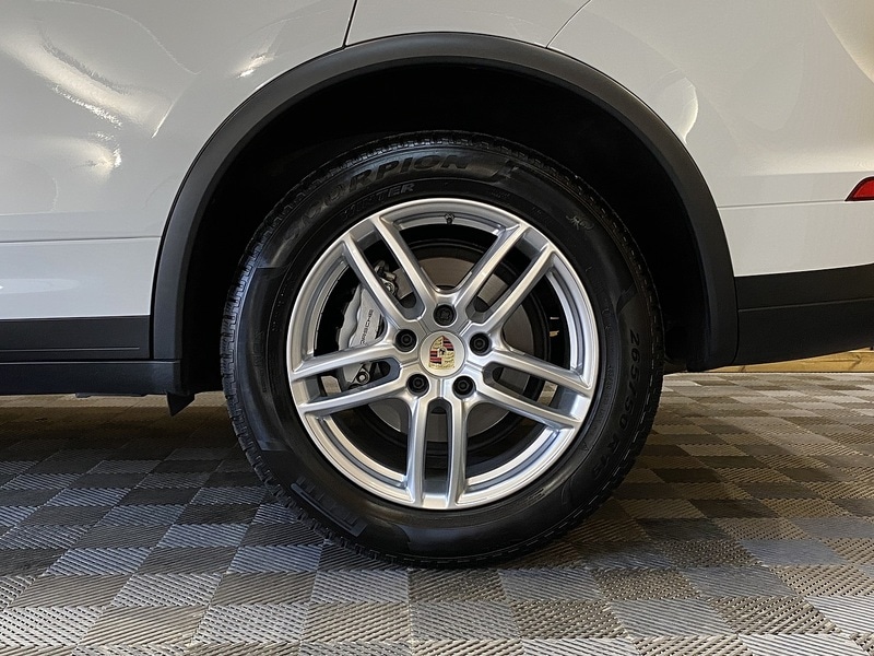 Used Porsche Cayenne 2016 for sale - 76352999: Photo 63