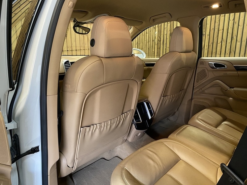 Used Porsche Cayenne 2016 for sale - 76352999: Photo 66