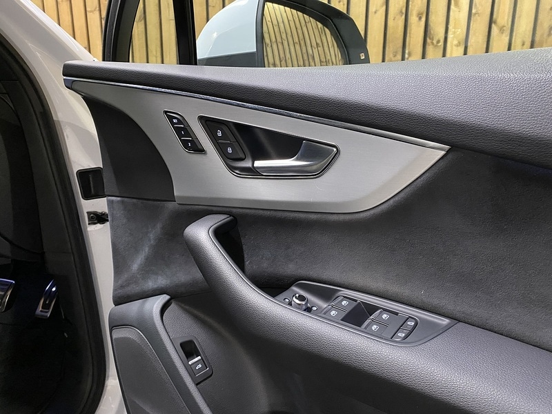 Used Audi Q7 2023 for sale - 76686846: Photo 42