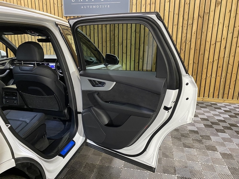 Used Audi Q7 2023 for sale - 76686846: Photo 49