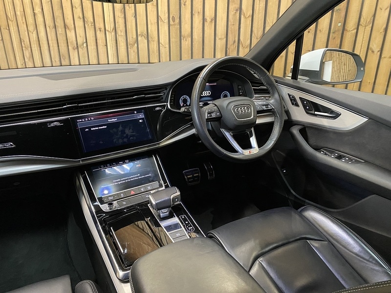 Used Audi Q7 2023 for sale - 76686846: Photo 5