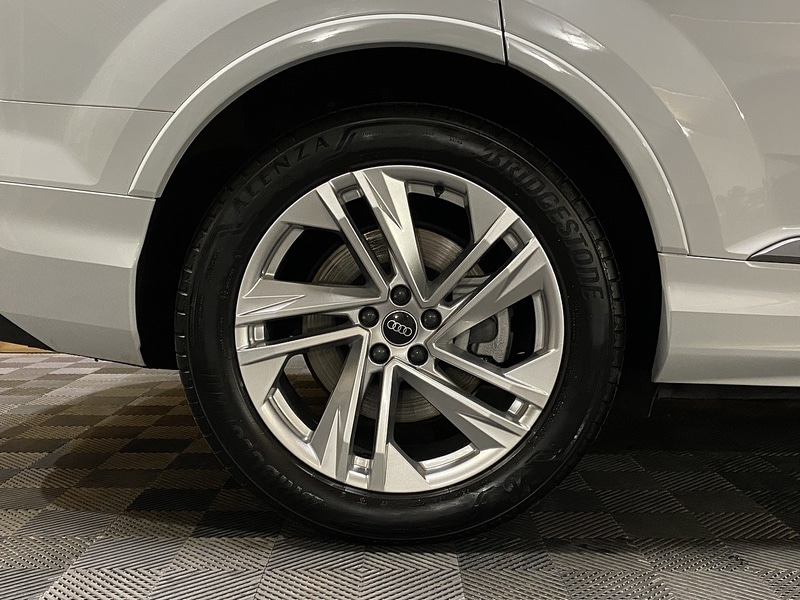 Used Audi Q7 2023 for sale - 76686846: Photo 74