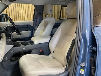 Used Land Rover Defender 110 2020 for sale - 76106371: Photo 4