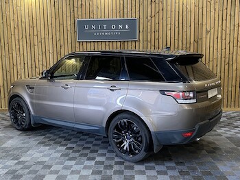Used Land Rover Range Rover Sport 2016 for sale - 76069287: Photo
