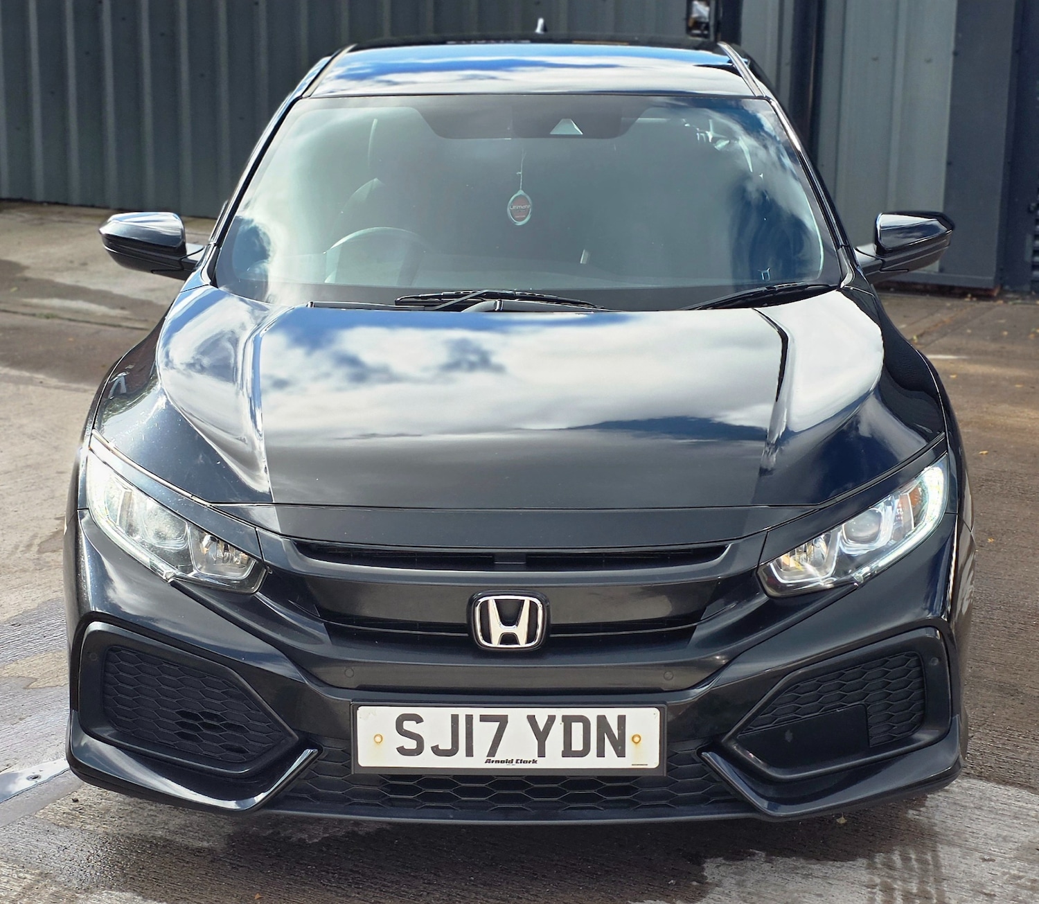 Used Honda Civic 2017 for sale - 76382863: Photo 4