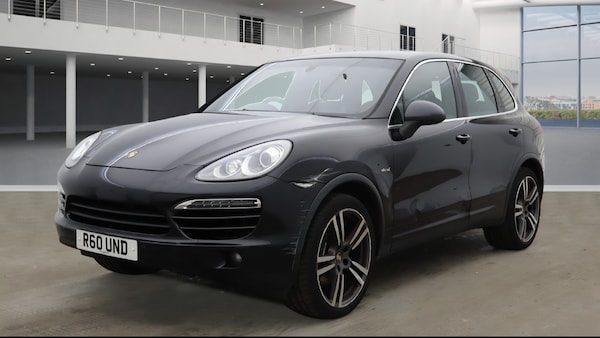 Used Porsche Cayenne 2012 for sale - 76165299: Photo 2
