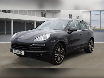 Used Porsche Cayenne 2012 for sale - 76165299: Photo 2