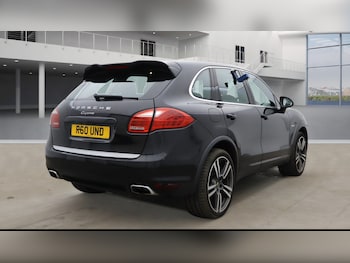 Used Porsche Cayenne 2012 for sale - 76165299: Photo 4