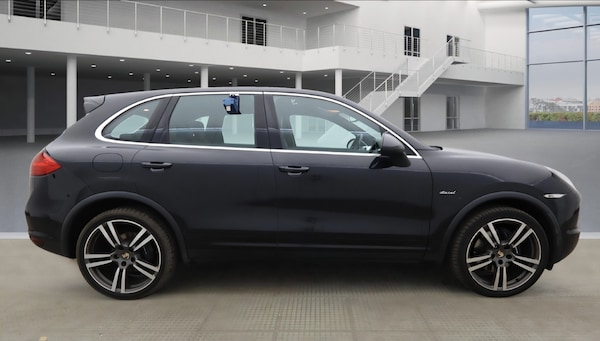 Used Porsche Cayenne 2012 for sale - 76165299: Photo 5