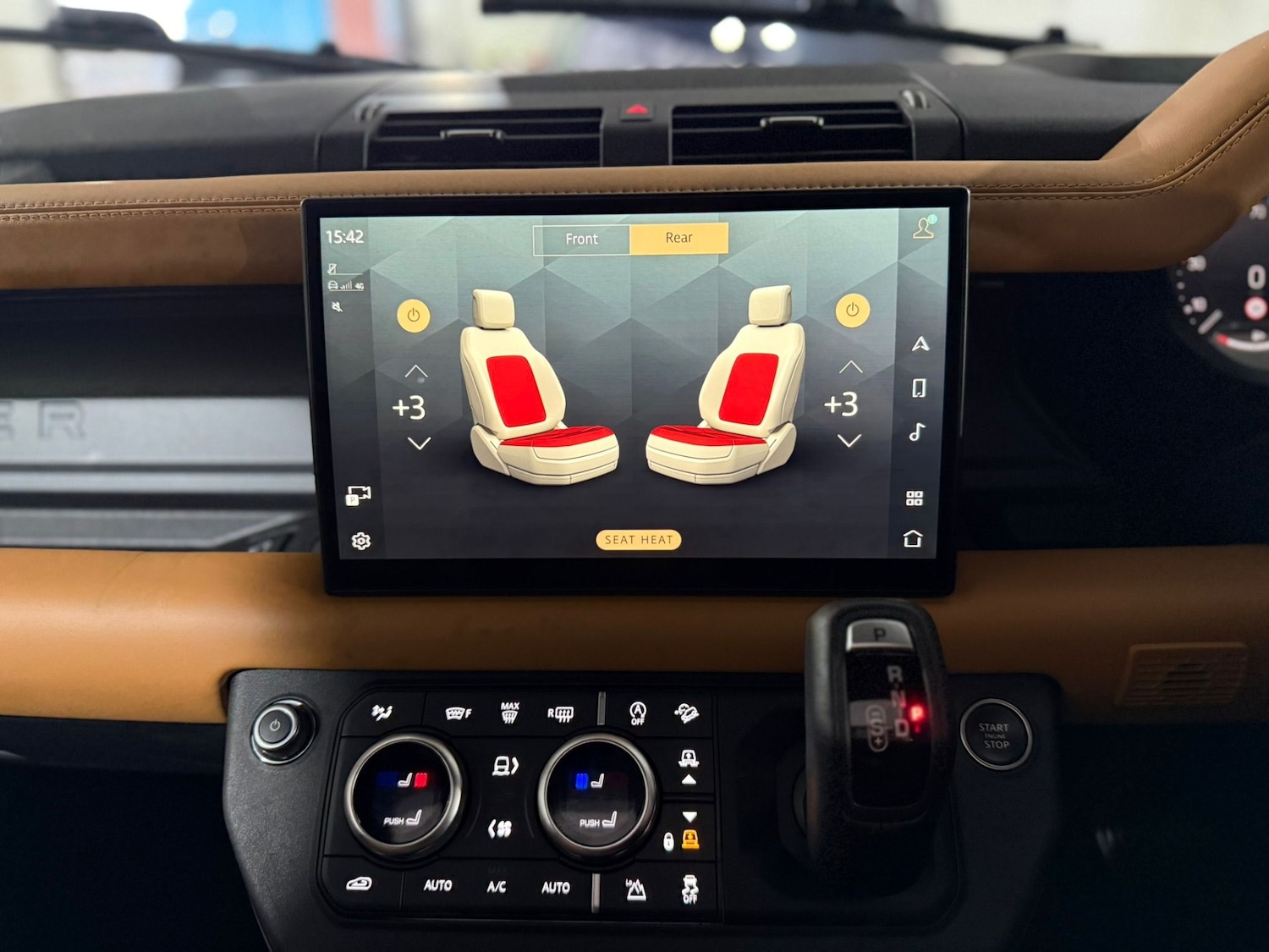 Used Land Rover Defender 2023 for sale - 78018654: Photo 16