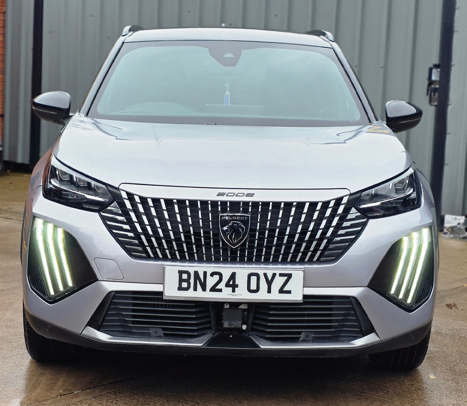 Used Peugeot 2008 2024 for sale - 76751985: Photo 2