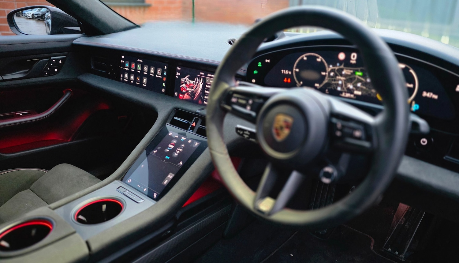 Used Porsche Taycan 2022 for sale - 77038689: Photo 11