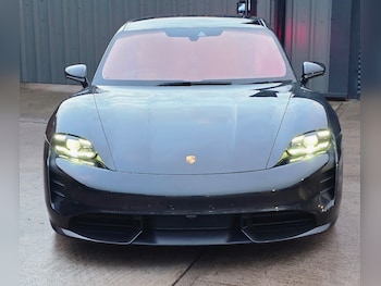 Used Porsche Taycan 2022 for sale - 77038689: Photo