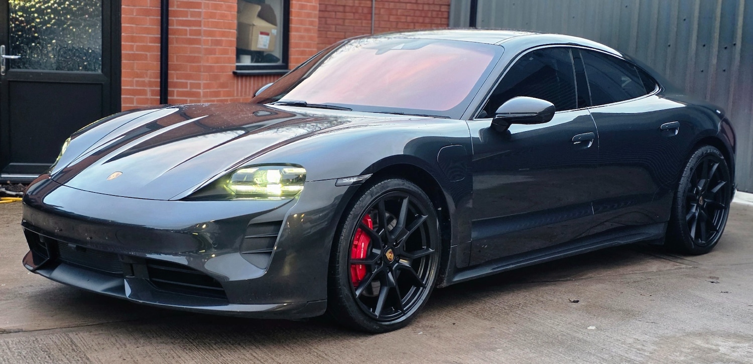 Used Porsche Taycan 2022 for sale - 77038689: Photo 4