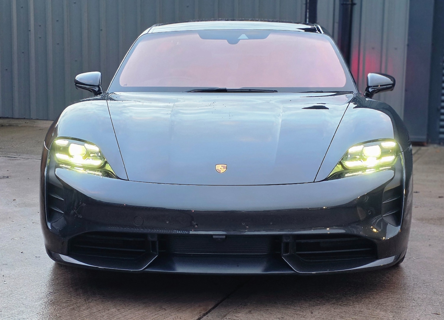 Used Porsche Taycan 2022 for sale - 77038689: Photo 5