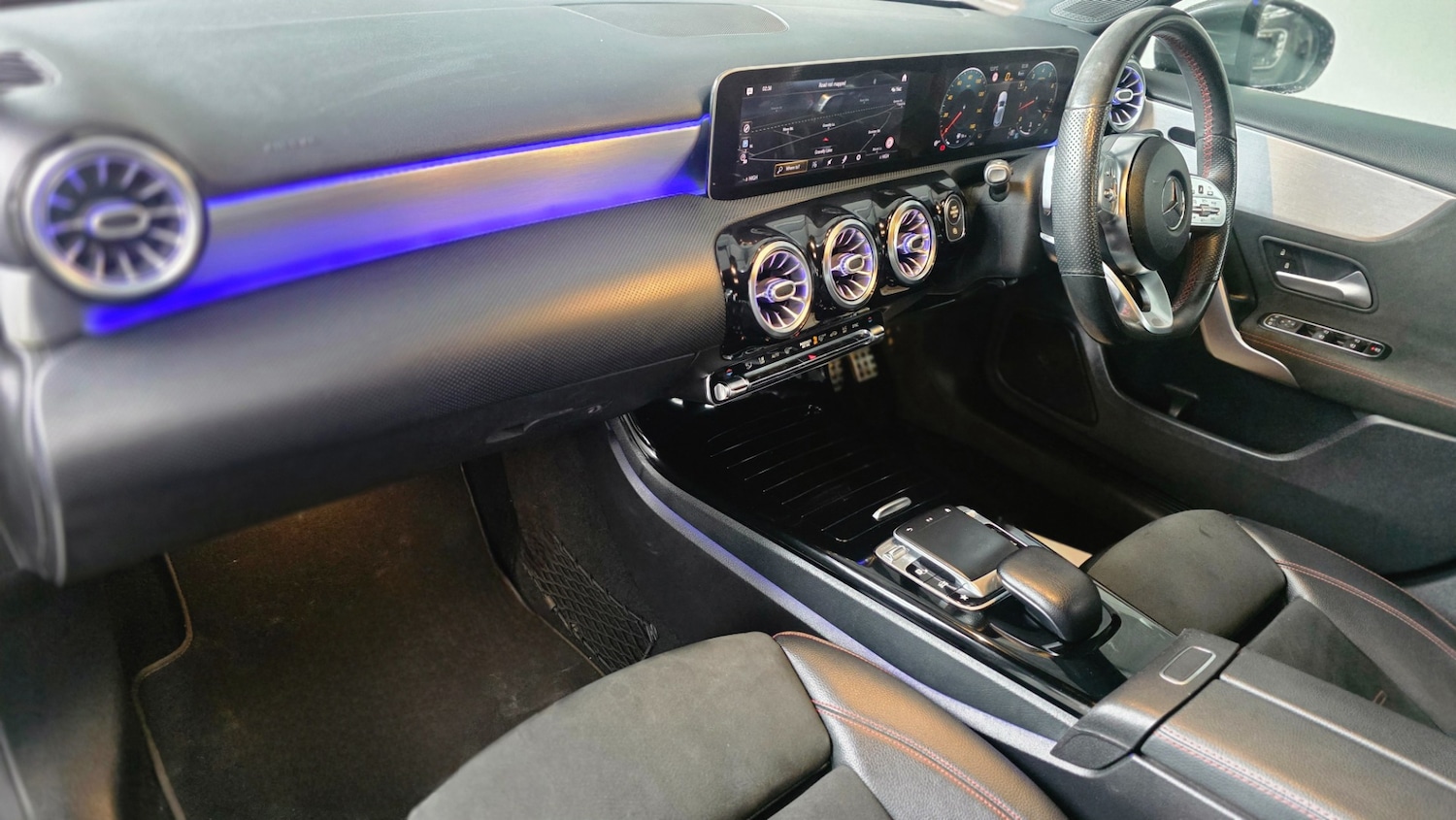 Used Mercedes-Benz A-Class 2019 for sale - 77851840: Photo 9