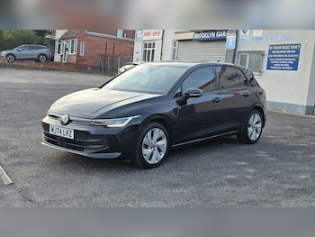 Used Volkswagen Golf 2024 for sale - 79400788: Photo