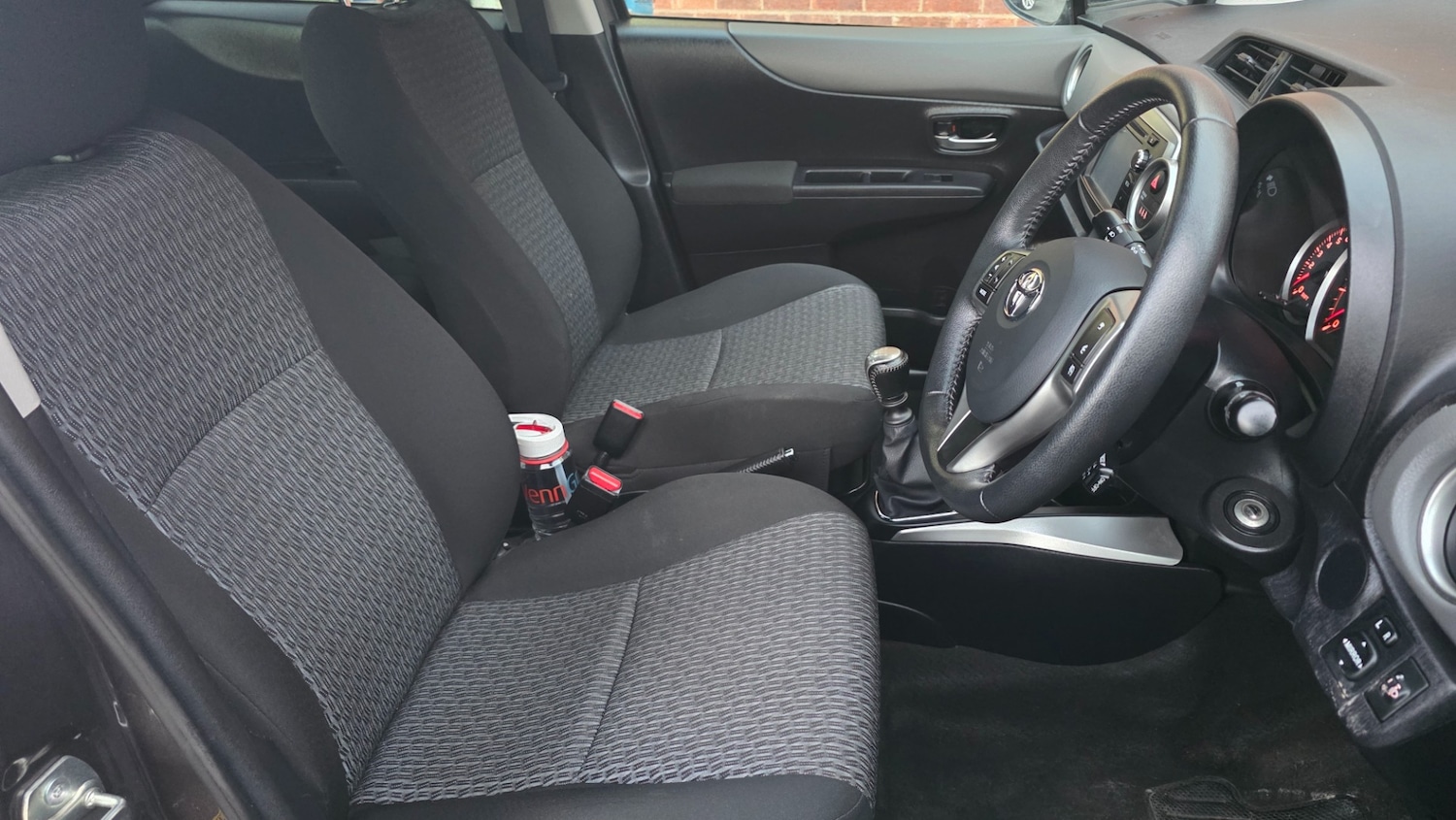 Used Toyota Yaris 2014 for sale - 76375728: Photo 10
