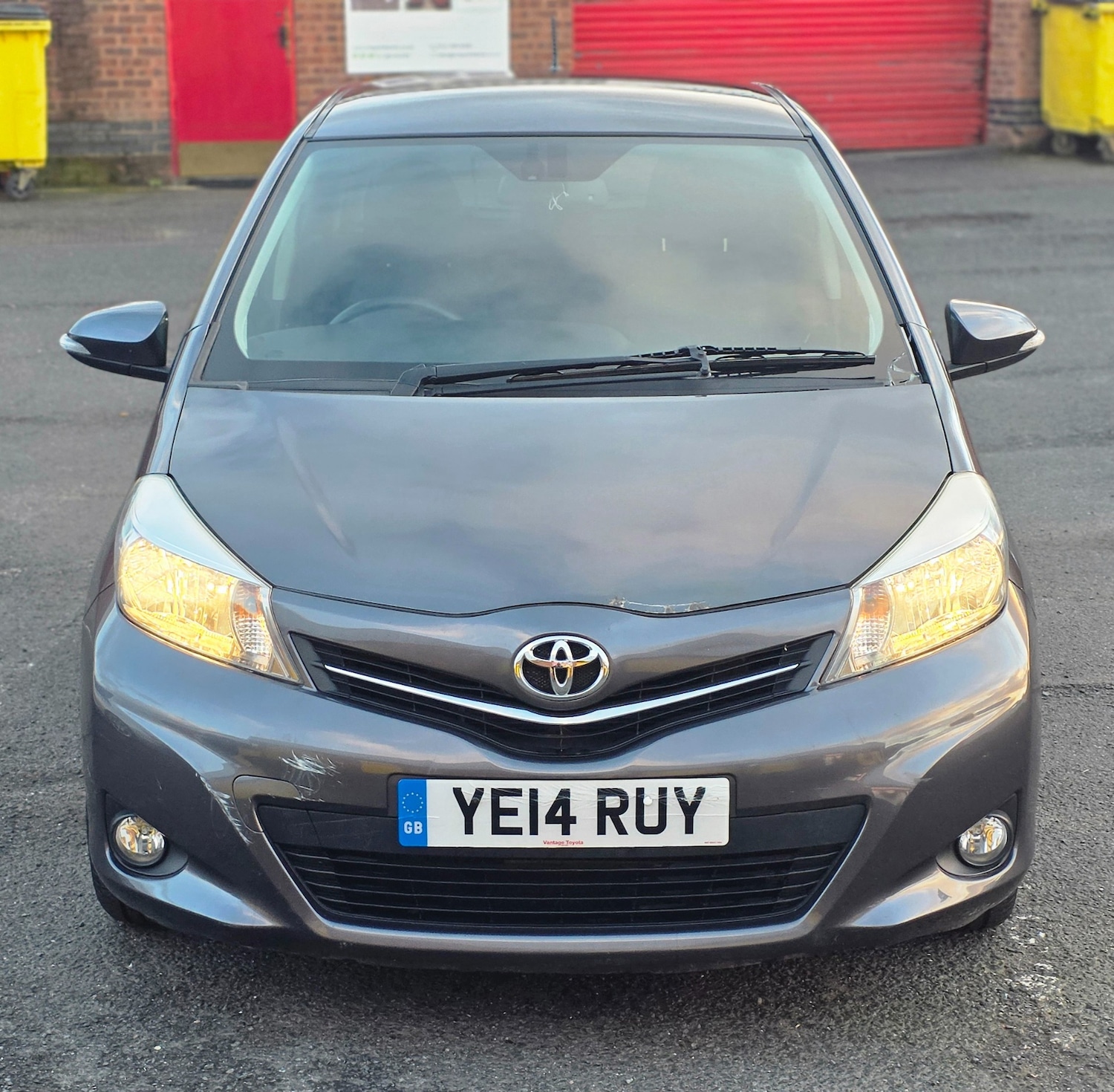 Used Toyota Yaris 2014 for sale - 76375728: Photo 2