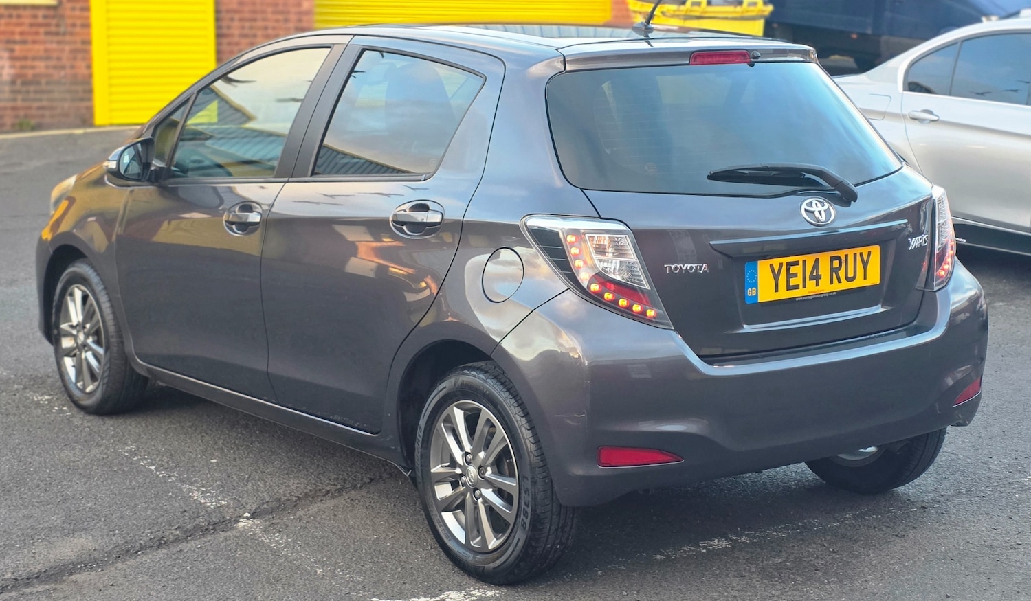 Used Toyota Yaris 2014 for sale - 76375728: Photo 6