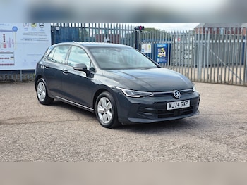 Used Volkswagen Golf 2024 for sale - 79071710: Photo