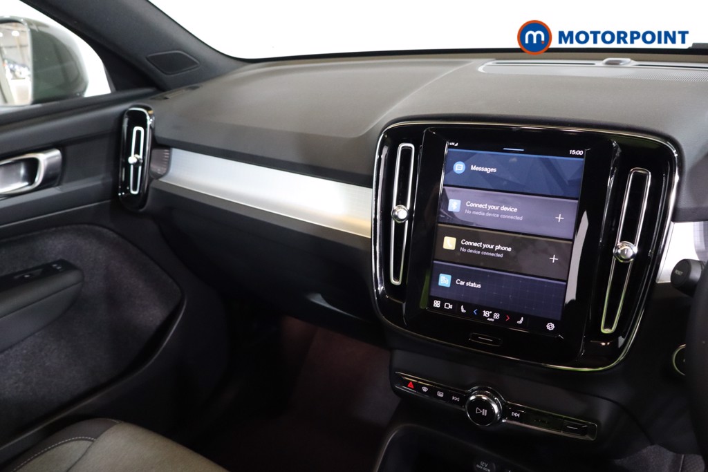 Used Volvo XC40 2023 for sale - 76411460: Photo 11