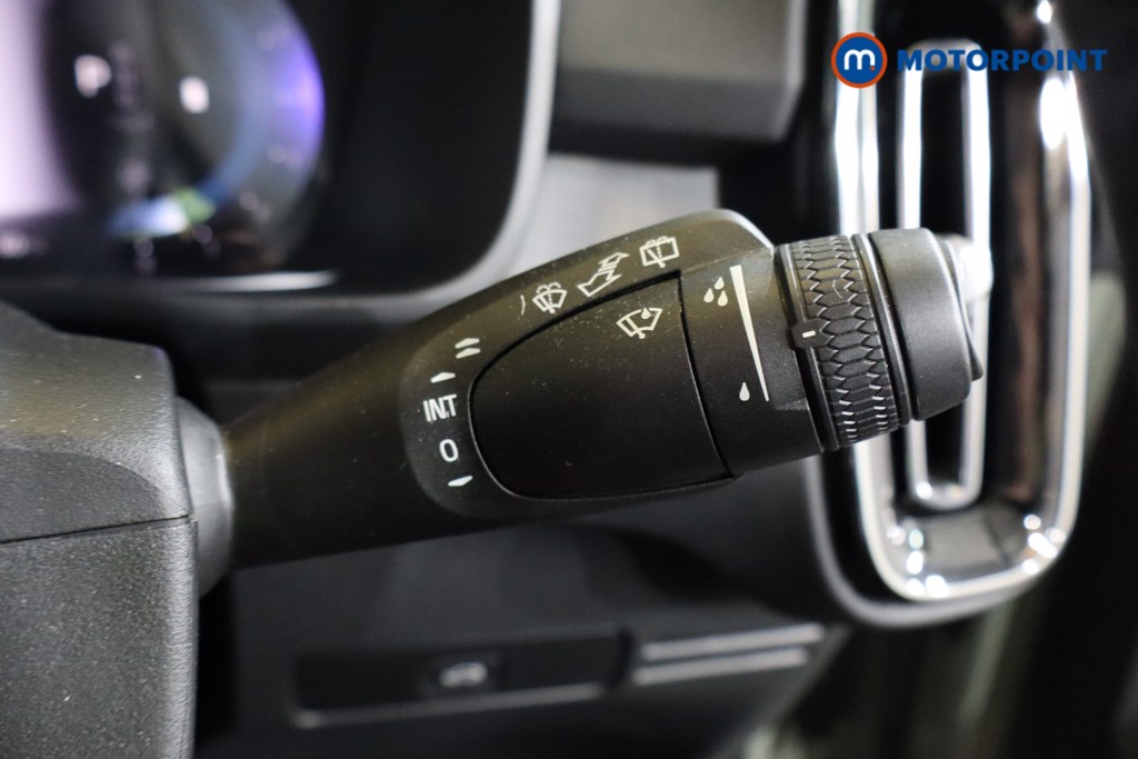 Used Volvo XC40 2023 for sale - 76411460: Photo 25