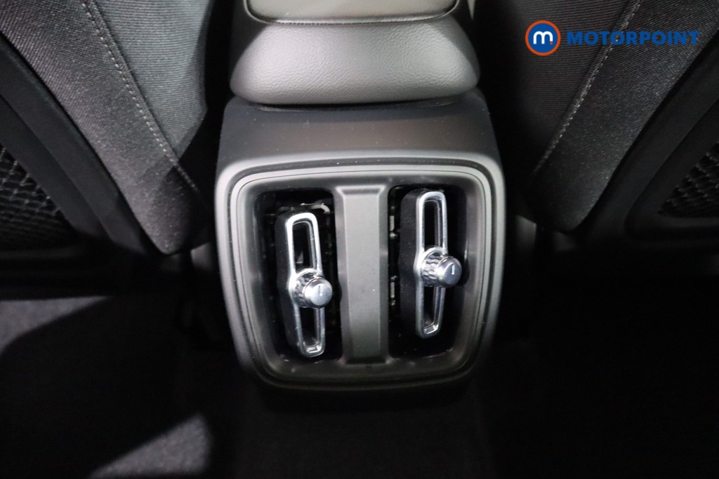 Used Volvo XC40 2023 for sale - 76411460: Photo 29