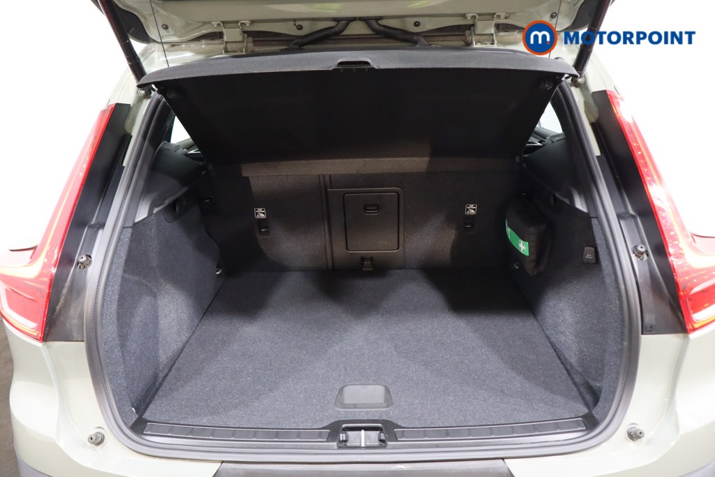 Used Volvo XC40 2023 for sale - 76411460: Photo 31