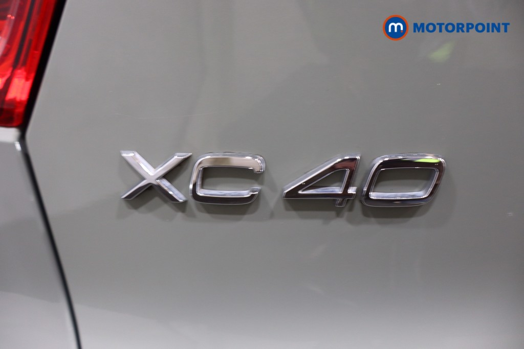 Used Volvo XC40 2023 for sale - 76411460: Photo 41