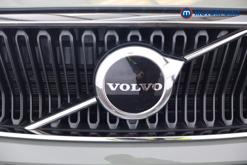 Used Volvo XC40 2023 for sale - 76411460: Photo 42