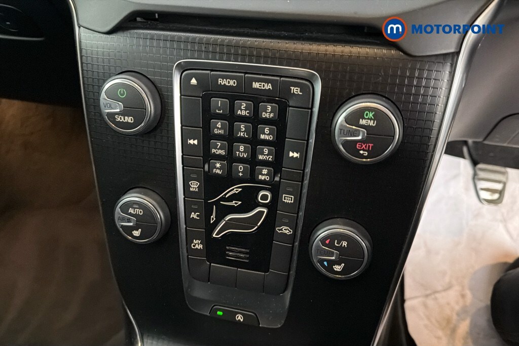 Used Volvo V40 2017 for sale - 78026829: Photo 18