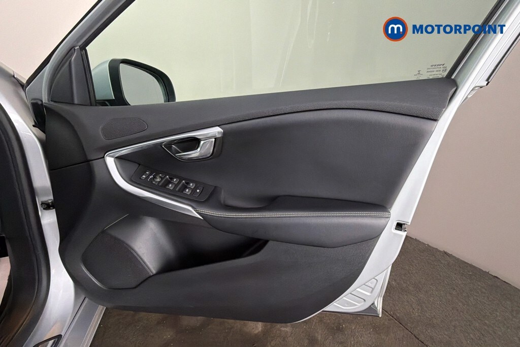 Used Volvo V40 2017 for sale - 78026829: Photo 22