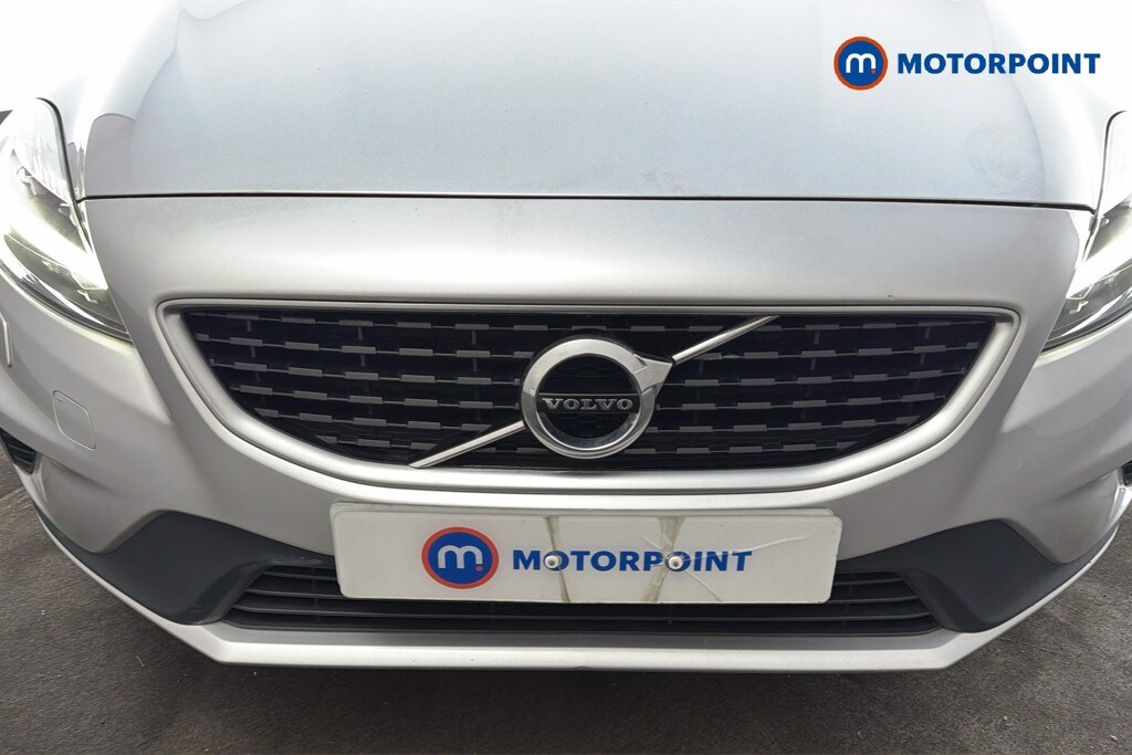 Used Volvo V40 2017 for sale - 78026829: Photo 36