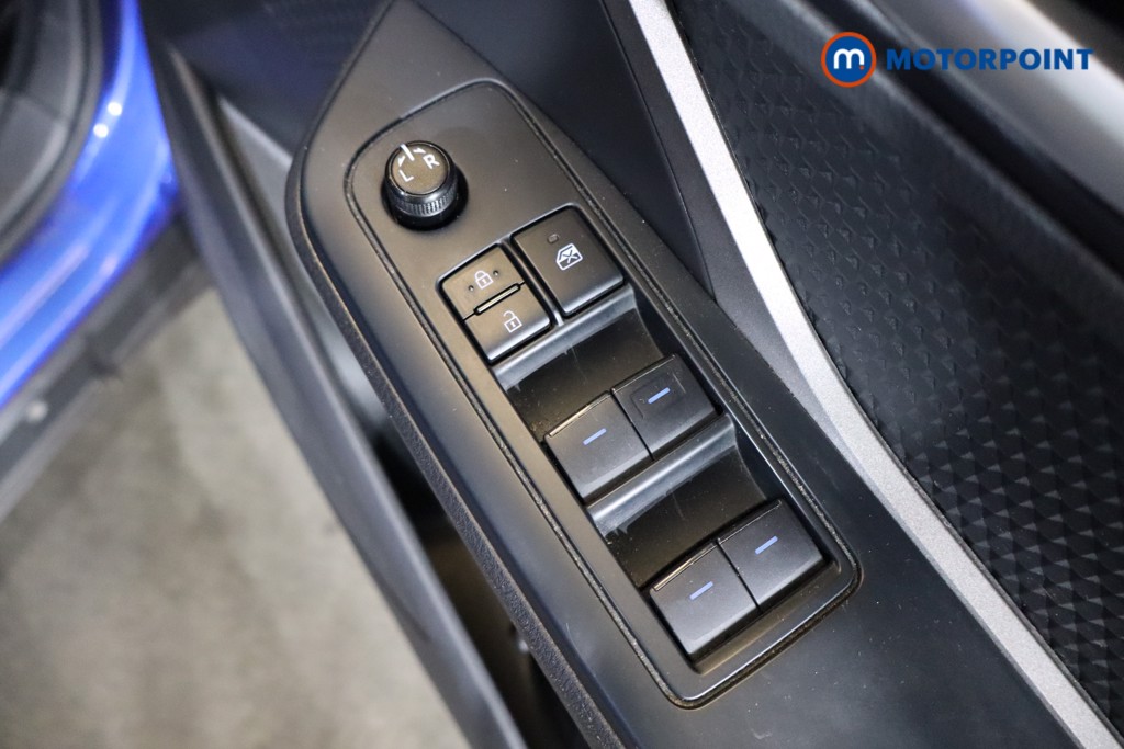 Used Toyota C-HR 2020 for sale - 76491672: Photo 25