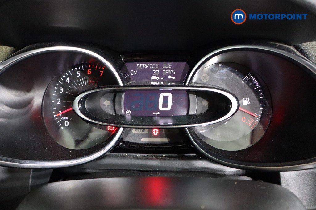 Used Renault Clio 2018 for sale - 76774379: Photo 10