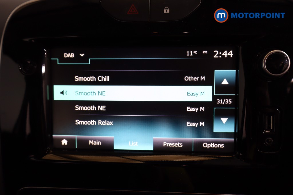 Used Renault Clio 2018 for sale - 76774379: Photo 13