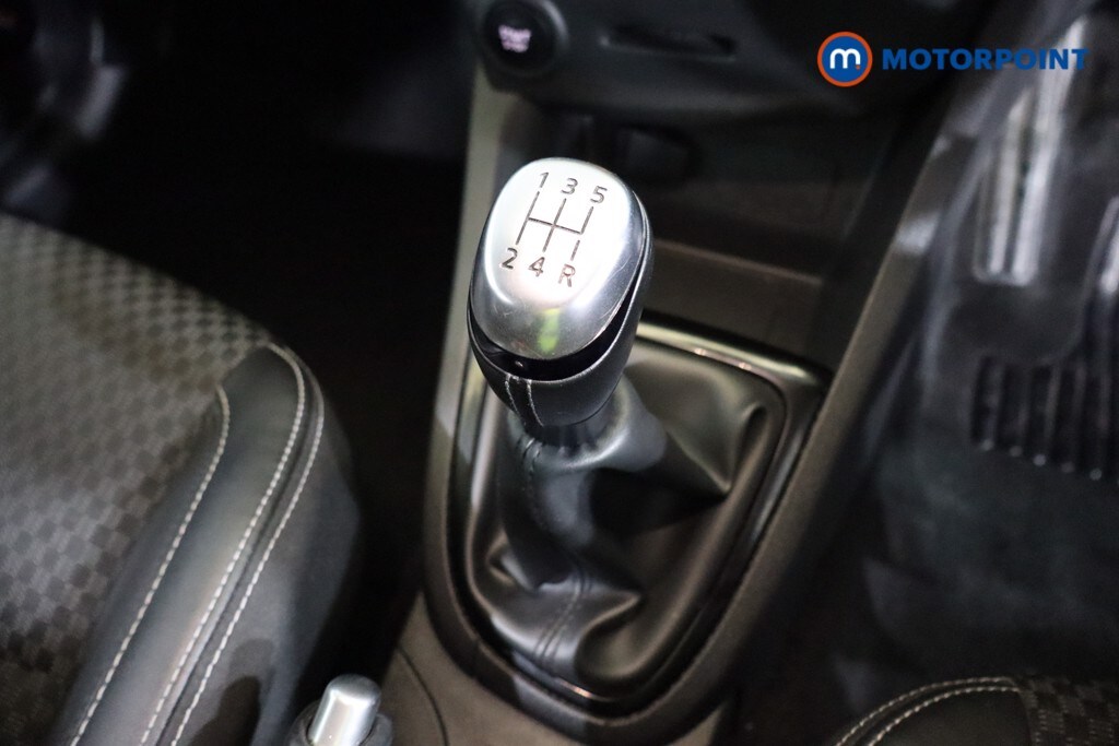 Used Renault Clio 2018 for sale - 76774379: Photo 20