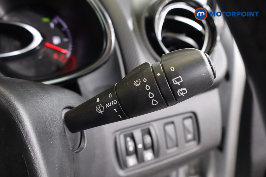 Used Renault Clio 2018 for sale - 76774379: Photo 24