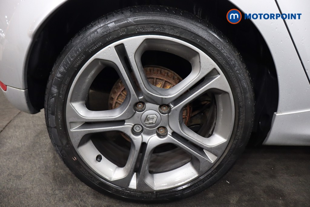 Used Renault Clio 2018 for sale - 76774379: Photo 32