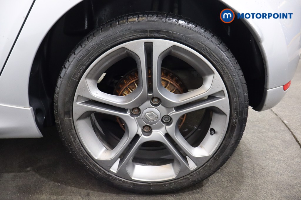 Used Renault Clio 2018 for sale - 76774379: Photo 35