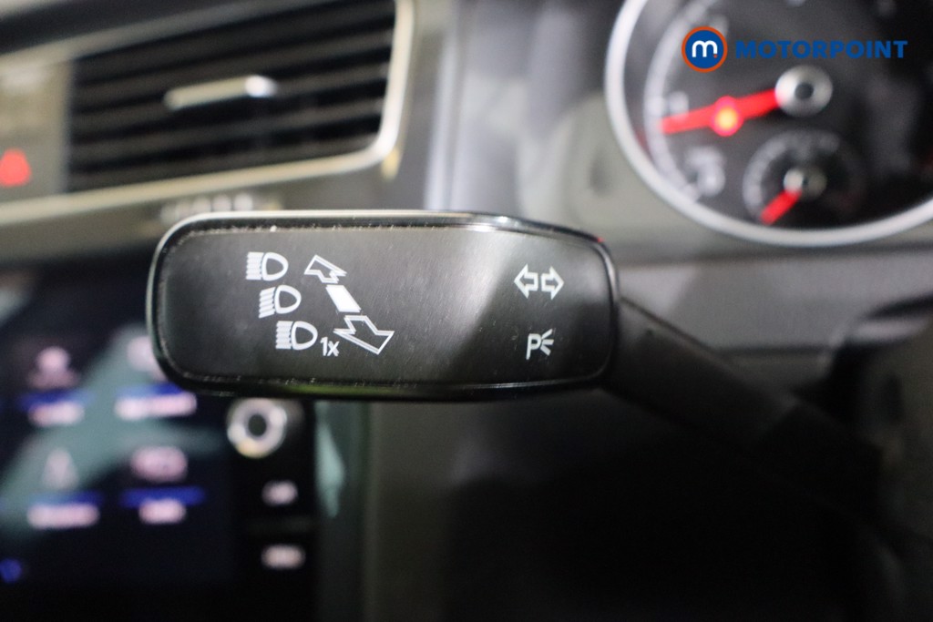 Used Volkswagen Golf 2019 for sale - 76279019: Photo 23