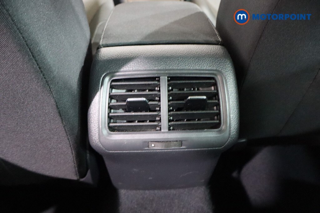 Used Volkswagen Golf 2019 for sale - 76279019: Photo 29