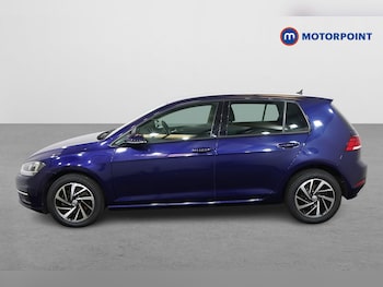 Used Volkswagen Golf 2019 for sale - 76279019: Photo